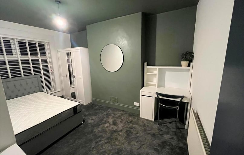 6 Pearson Road, Mutley, Plymouth - Image 1